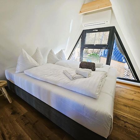 Mountains & Lakes - Chaletdorf & Appartements フィラハ エクステリア 写真